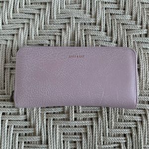 Matt & Nat Central Wallet- Whisper (pink)